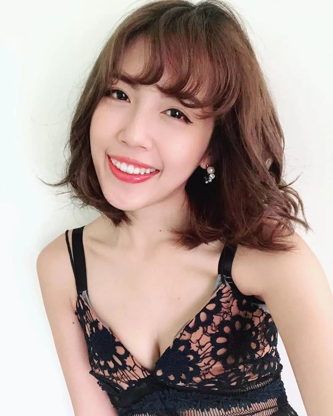Dating younger women in Taipei